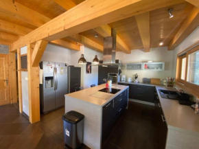 Chalet spacieux 10 pers. avec balcon, jardin et parking, proche Abondance et La Chapelle-d'Abondance - FR-1-692-87